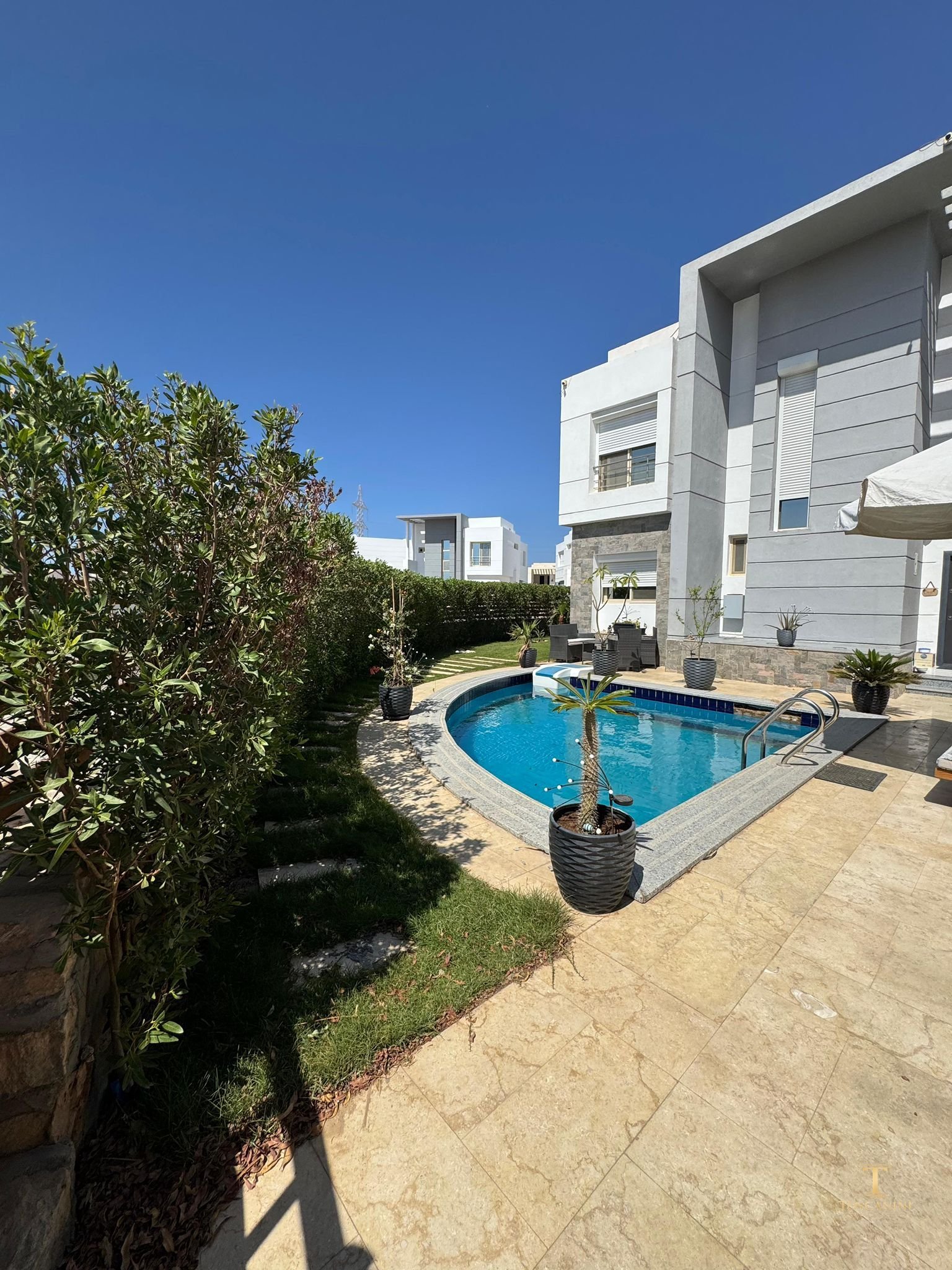 Luxurious Modern Duplex with Private Pool in Sky Star Compound, Hurghada